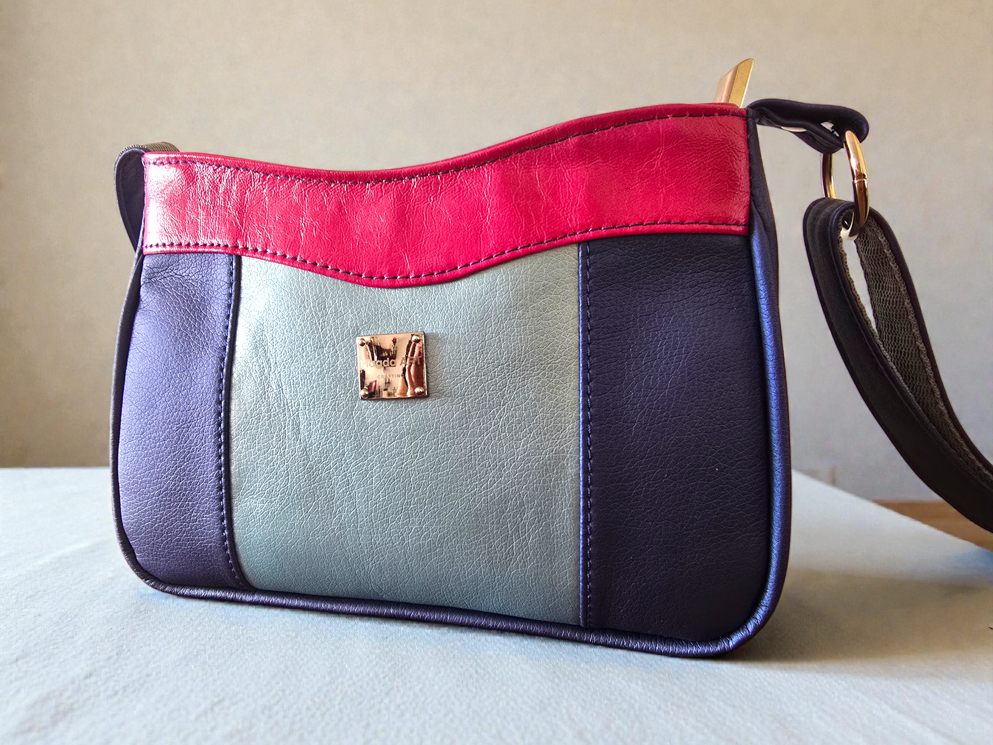 Torebka crossbody "Berry Night" - obrazek 4